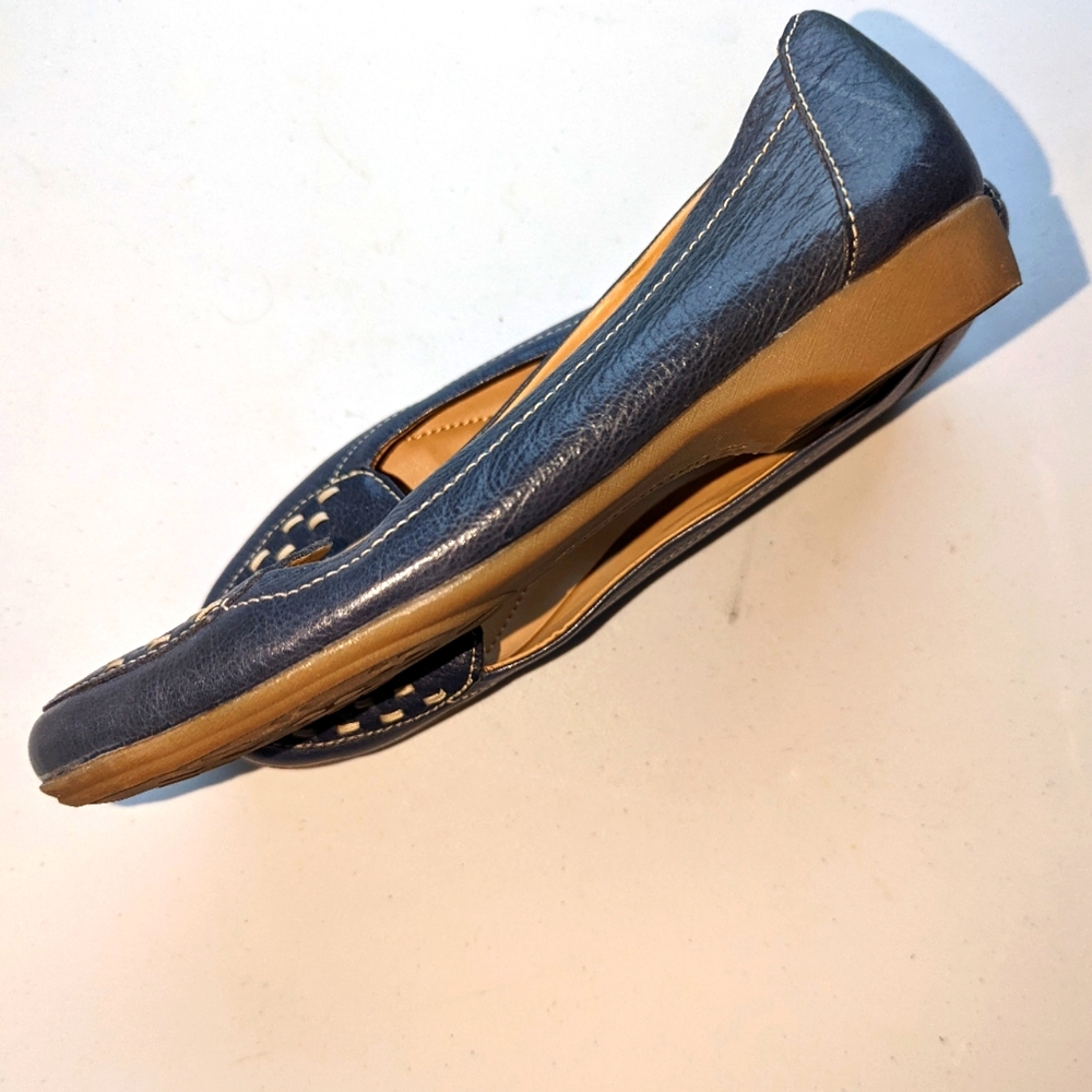 Ladies Flat Shoes